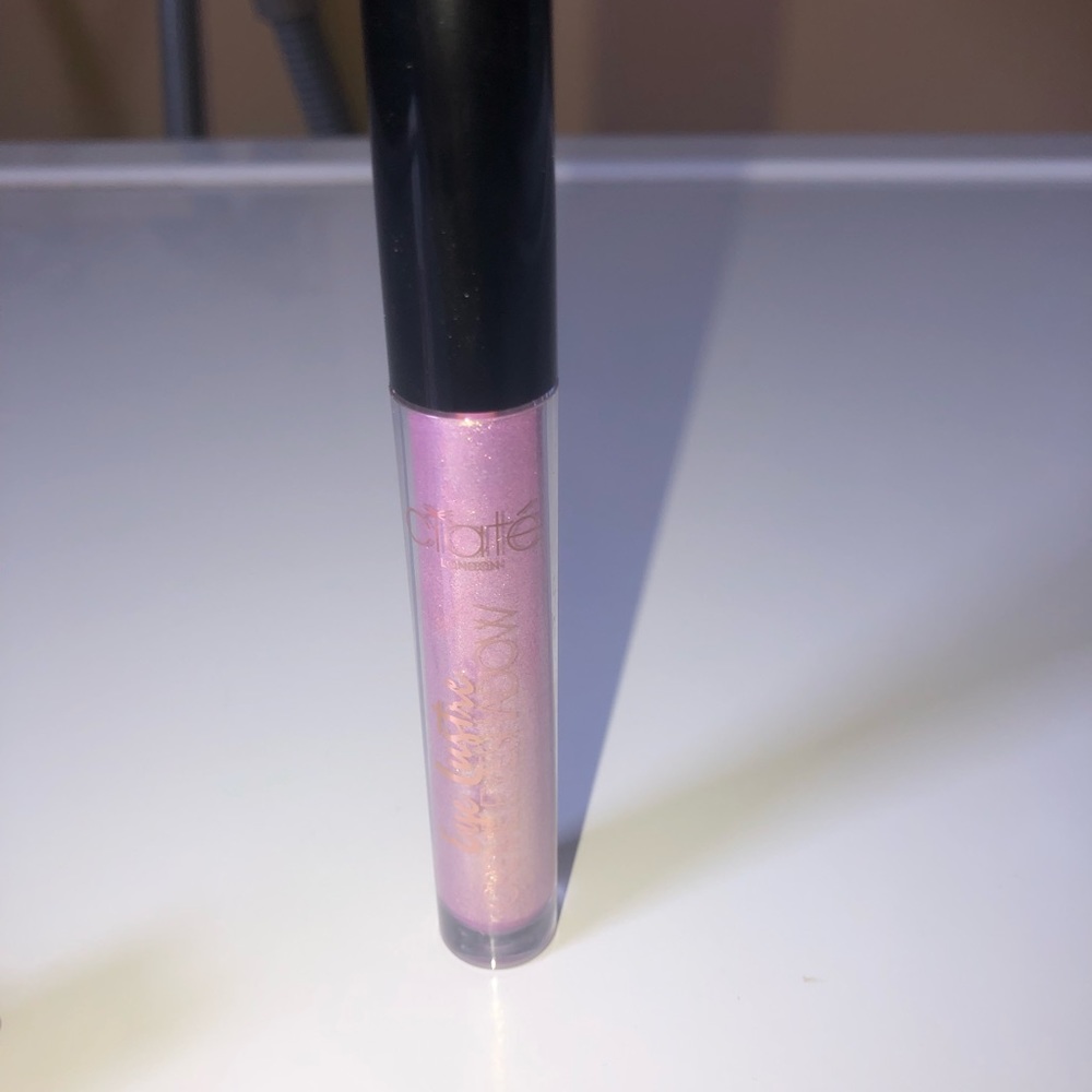 Creme eyeshadow - Picture 2 of 3